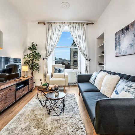 Cosy Grassmarket 2Br-1Ba - Newly Decorated! By Bonjour Residences Edimburgo Esterno foto