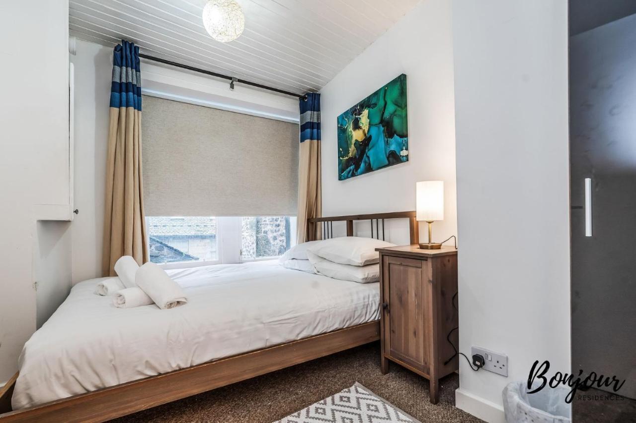 Cosy Grassmarket 2Br-1Ba - Newly Decorated! By Bonjour Residences Edimburgo Esterno foto