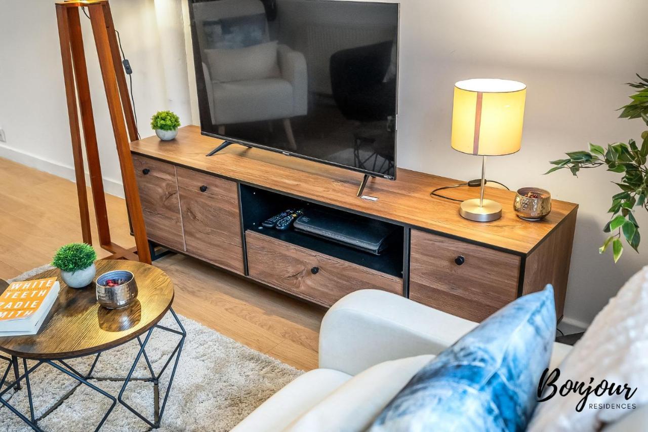 Cosy Grassmarket 2Br-1Ba - Newly Decorated! By Bonjour Residences Edimburgo Esterno foto
