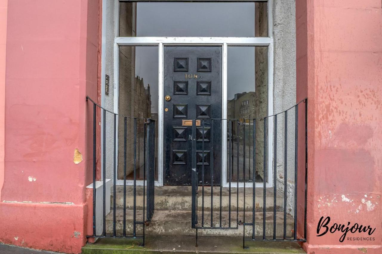 Cosy Grassmarket 2Br-1Ba - Newly Decorated! By Bonjour Residences Edimburgo Esterno foto