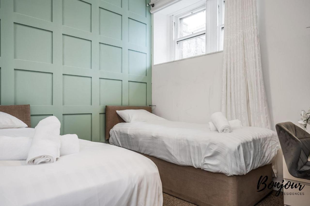Cosy Grassmarket 2Br-1Ba - Newly Decorated! By Bonjour Residences Edimburgo Esterno foto
