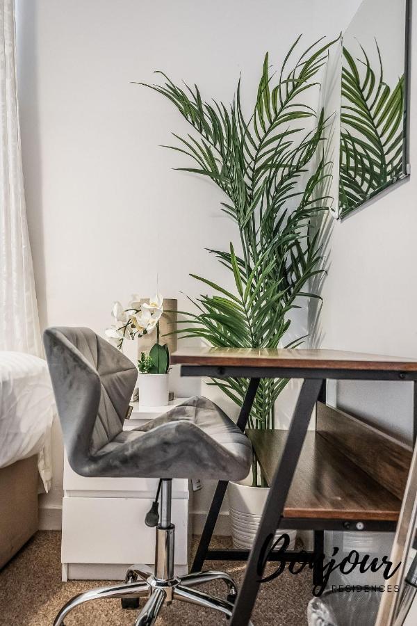 Cosy Grassmarket 2Br-1Ba - Newly Decorated! By Bonjour Residences Edimburgo Esterno foto